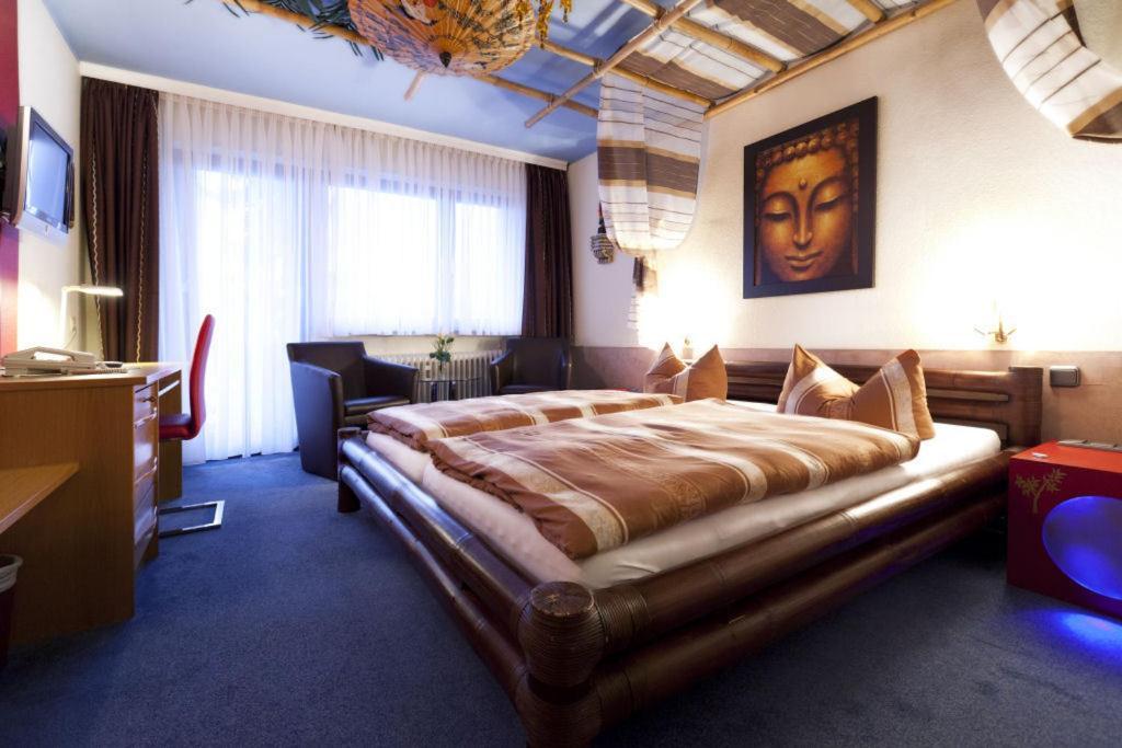 Themen Hotel Terrassen Cafe Bad Münder am Deister Eksteriør bilde